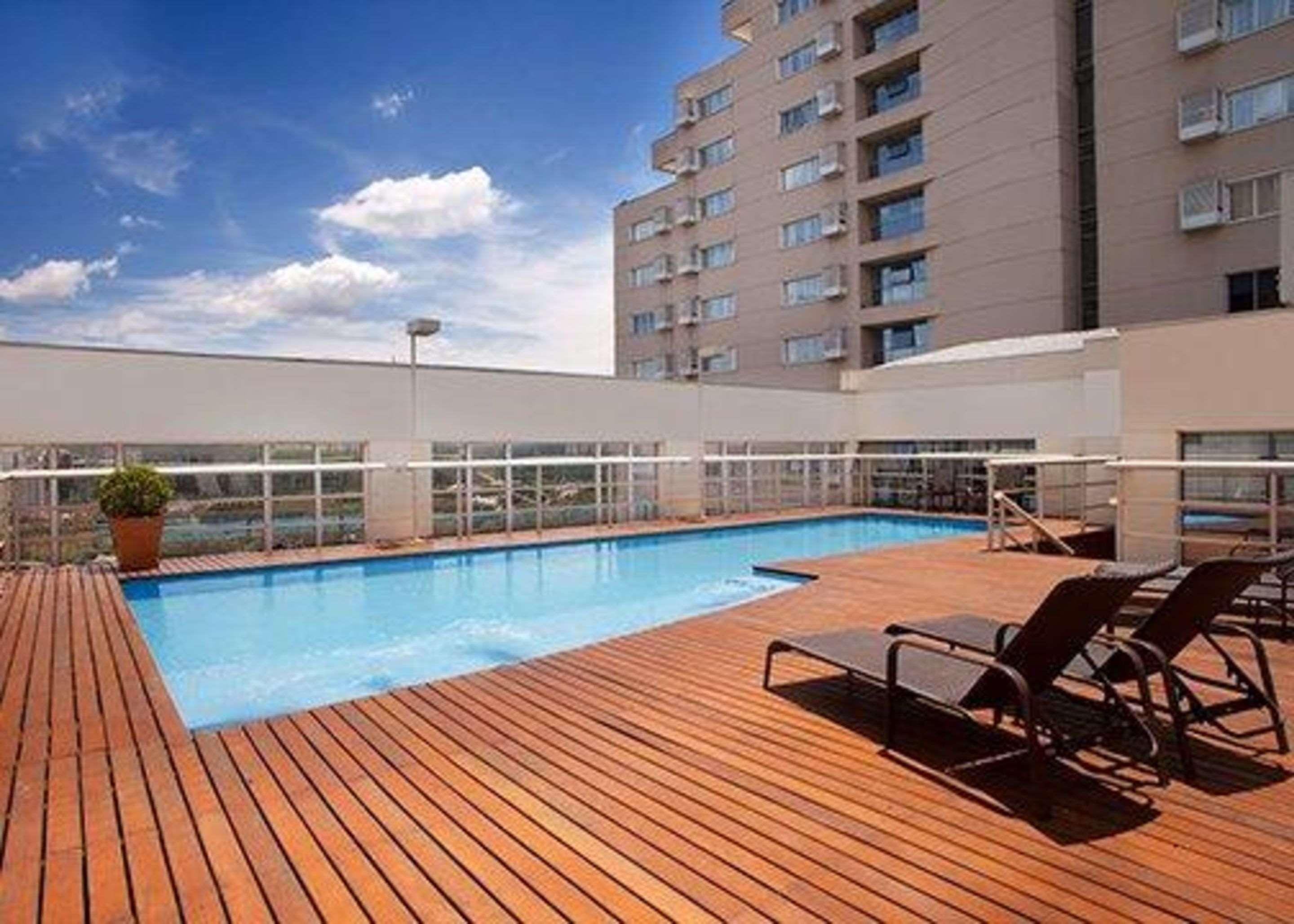 ควอลิตี้ สวีท อัลฟาวิลล์ Hotel บารูเอรี ภายนอก รูปภาพ