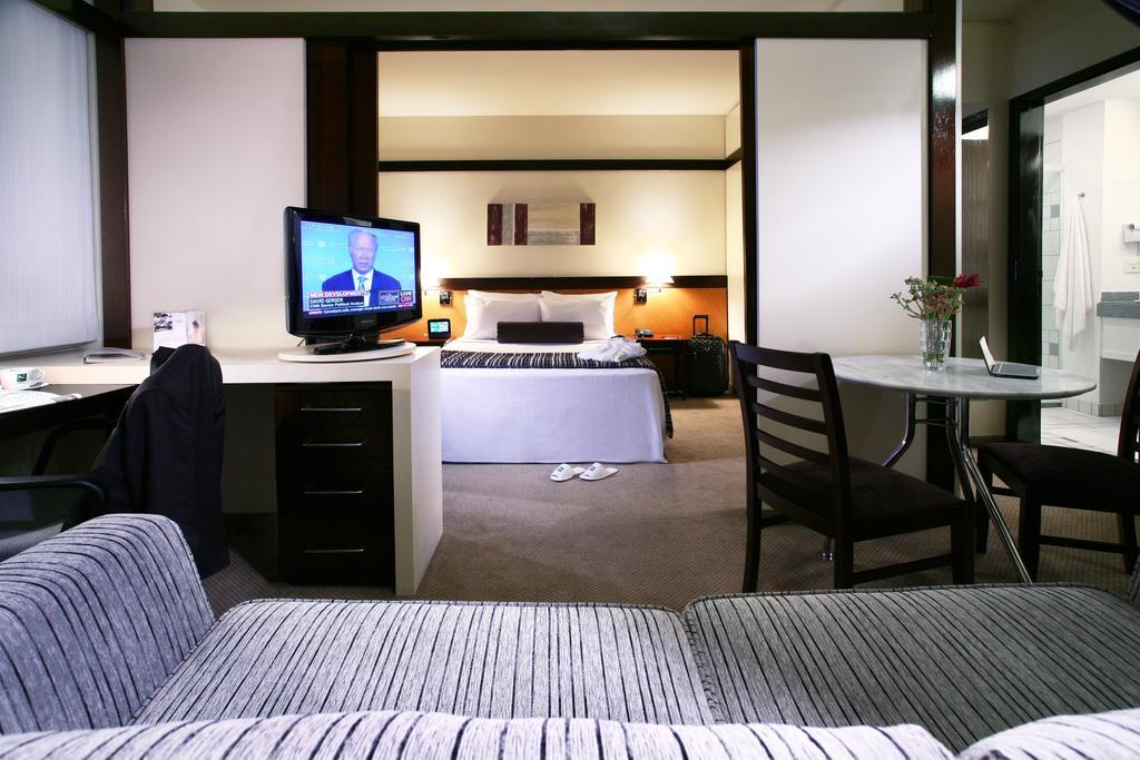 ควอลิตี้ สวีท อัลฟาวิลล์ Hotel บารูเอรี ภายนอก รูปภาพ